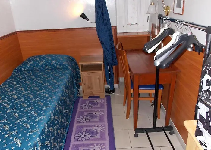 Domus Roxy בית הארחה רומא