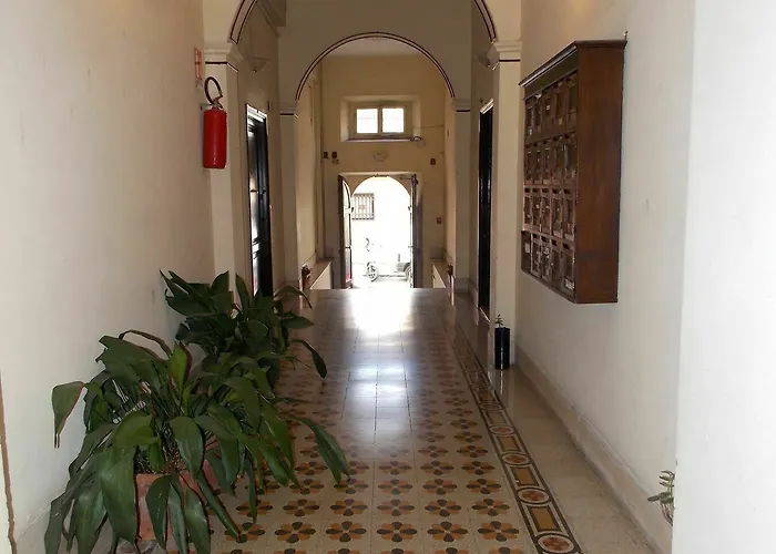 Domus Roxy בית הארחה