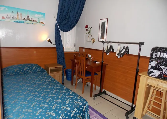 בית הארחה Domus Roxy 4*