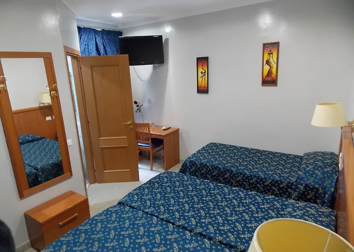Domus Roxy בית הארחה 4*